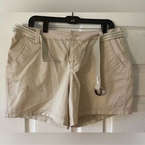 Shorts- St John’s Bay Womens 12- EUC, beige with belt.